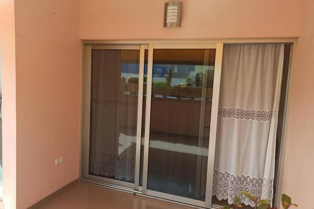 אדחה Spacious Apartment Just Few Steps Of The Ocean In La Caleta