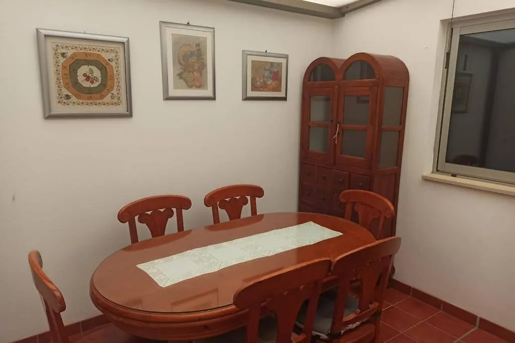 אדחה Spacious Apartment Just Few Steps Of The Ocean In La Caleta