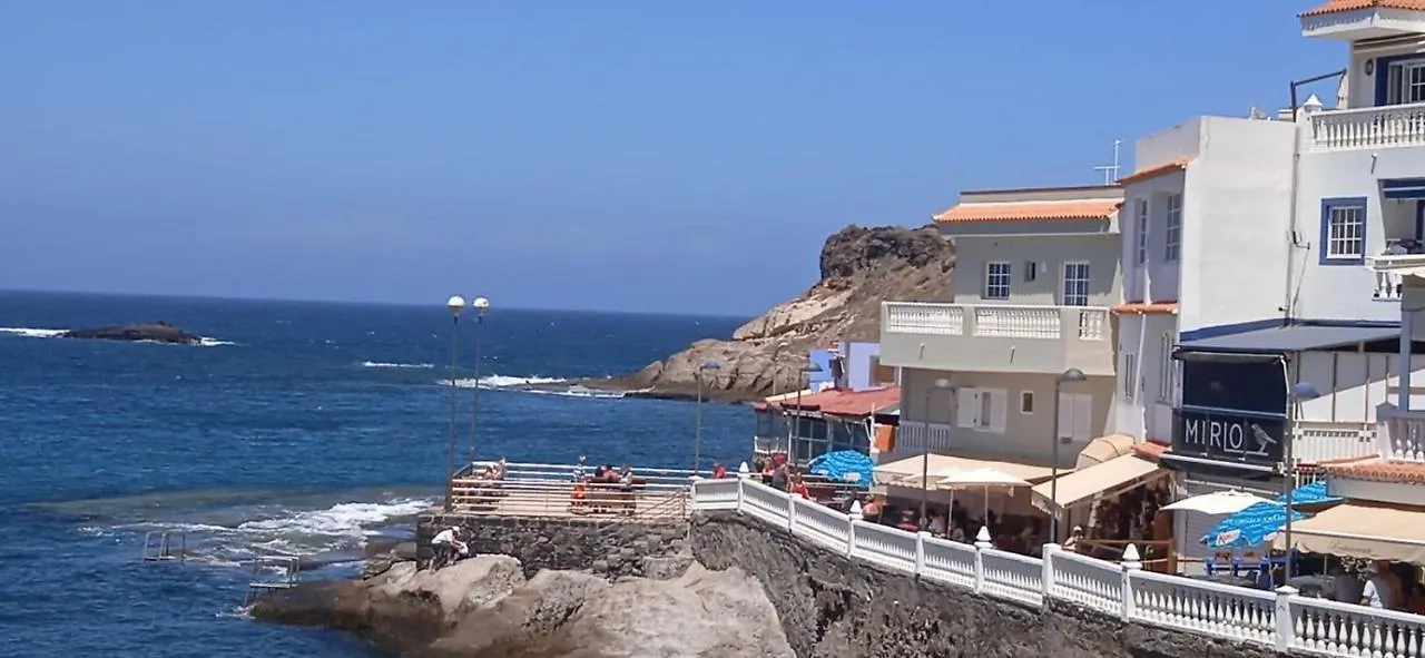 אדחה Spacious Apartment Just Few Steps Of The Ocean In La Caleta 0*,