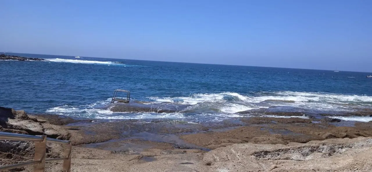 אדחה Spacious Apartment Just Few Steps Of The Ocean In La Caleta