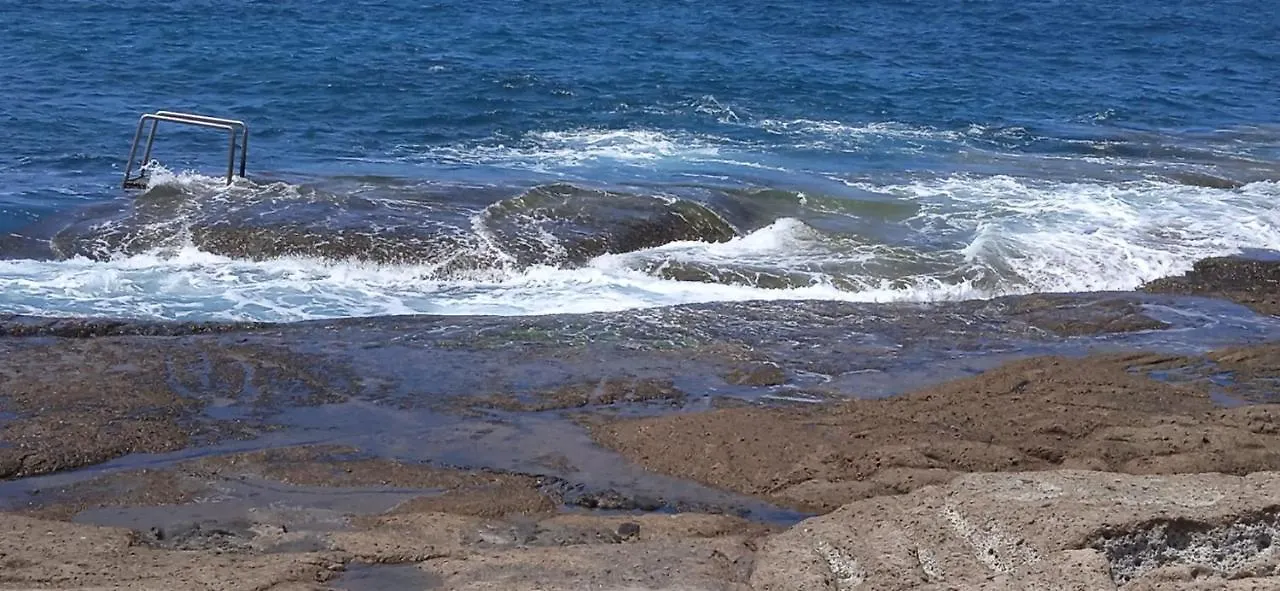 אדחה Spacious Apartment Just Few Steps Of The Ocean In La Caleta